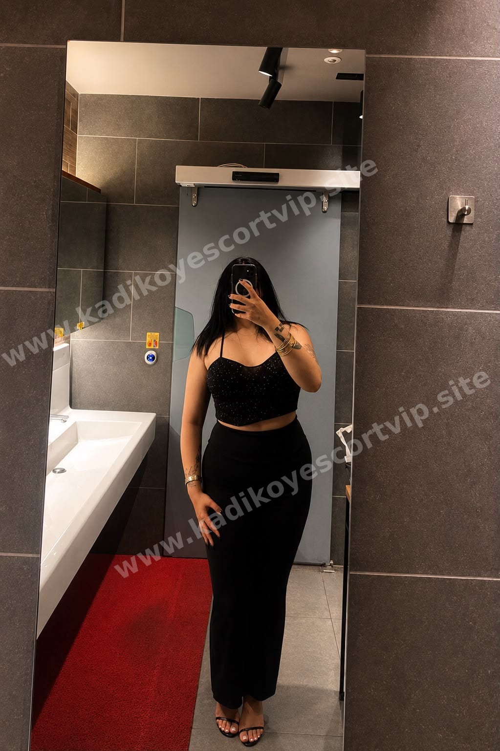Leyla — Bahçelievler escort